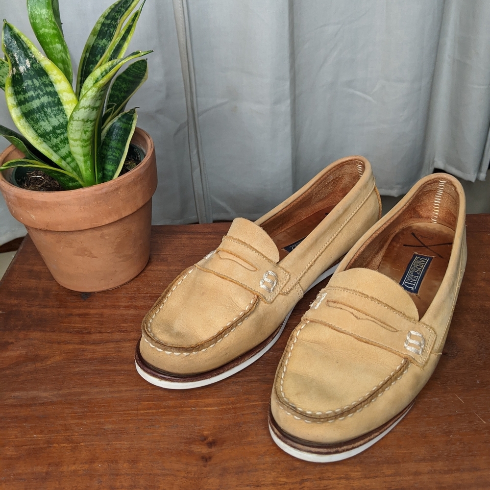 Land's End tan leather penny loafers 8